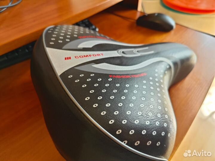 Велосипедное седло комфортное широкое