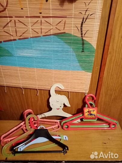 Вешалки плечики детские