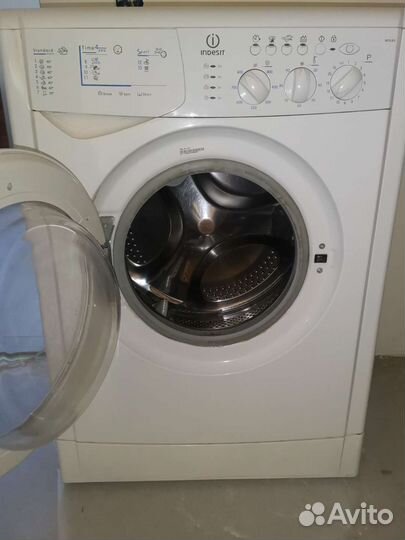 Стиральная машина indesit