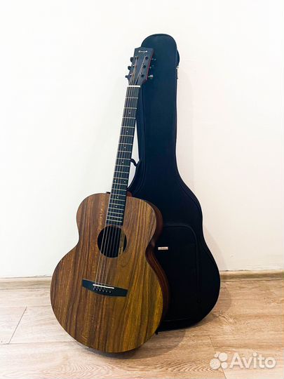 Акустическая гитара