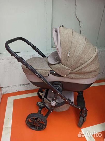Коляска 2 в 1 Riko Bruno Natural бу