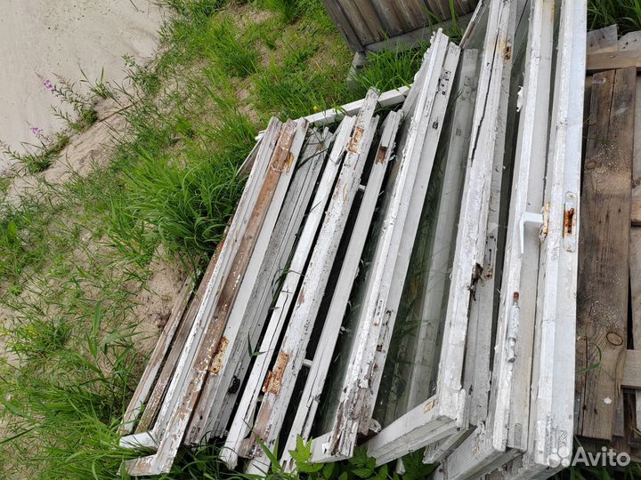 Деревянные оконные рамы бу