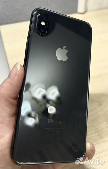 iPhone X, 64 ГБ