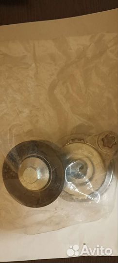 Натяжитель ремня Volvo S80 2, XC70, новый