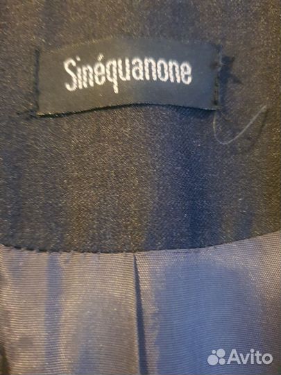 Пиджаки и жакеты женские 42- 44