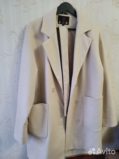 Пальто женское 48 50