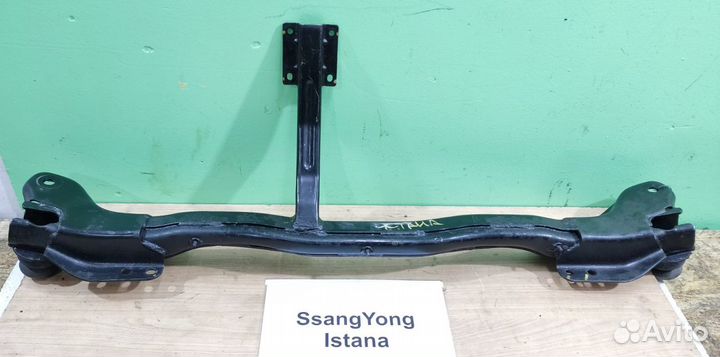 Балка подвески задняя Саньенг Истана, 2000г