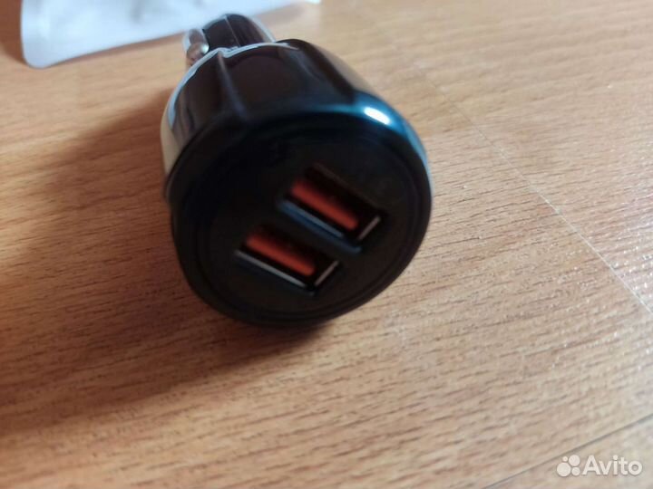 Зарядное устройство в прикуриватель