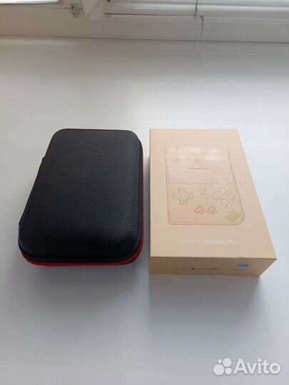 Портативная игровая консоль RG35XXPlus