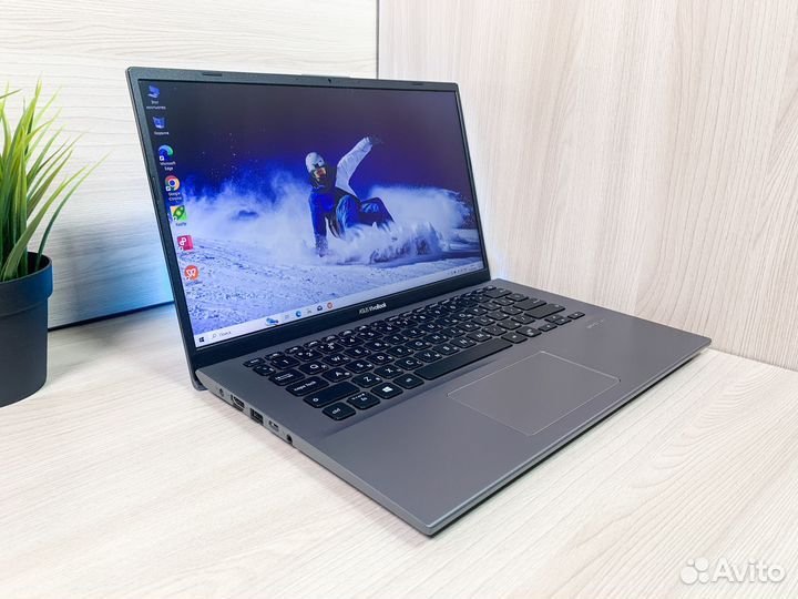 Ноутбук Asus Vivobook Core i7/12Gb/SSD