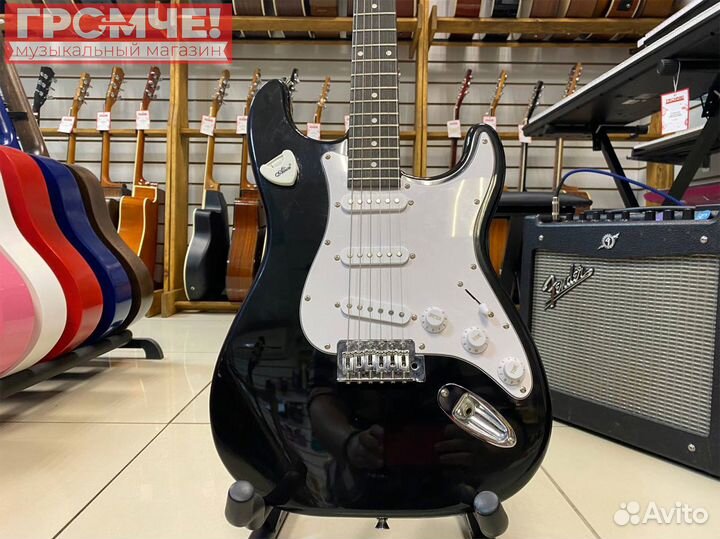 Электрогитара стратокастер Б/У