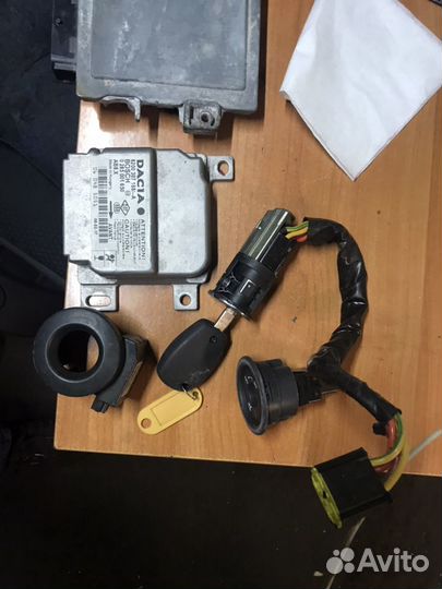 Nissan Almera G15 блок управления двигателем