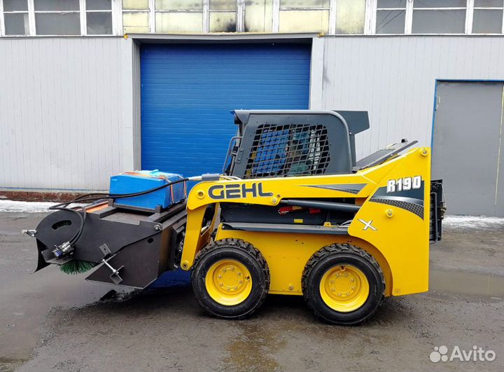 Щетка с задним бункером для мини-погрузчика