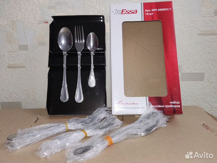 Набор столовых приборов 18 предмета. Новый