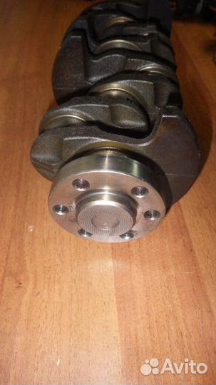 Коленчатый вал шкода 1.4MPI BXW BUD