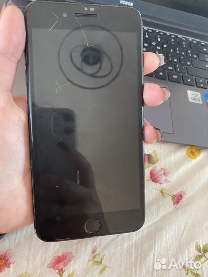 Телефон iPhone 7 plus