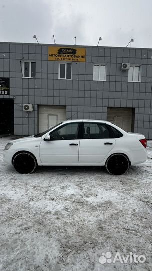 LADA Granta 1.6 МТ, 2016, 145 000 км