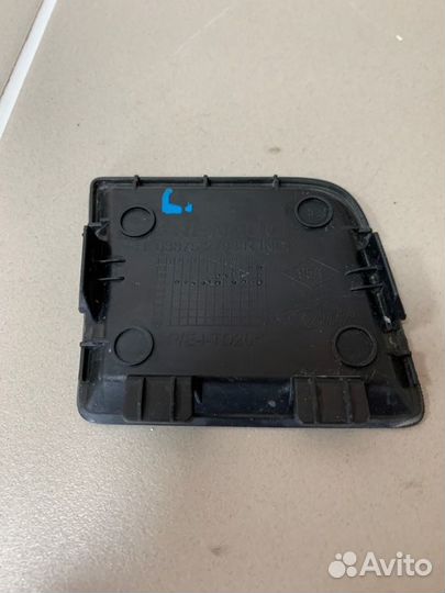 Заглушка кузова передняя левая Renault Duster 2