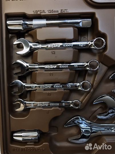 Набор инструментов омбра 82