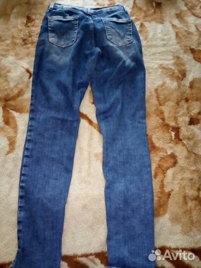 Джинсы