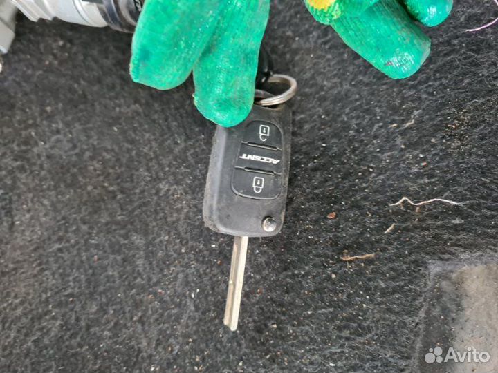 Замок зажигания Hyundai Solaris седан 2012