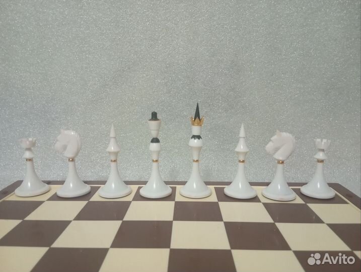 Шахматы Киев пластмасс, Киев. С утяжелителями