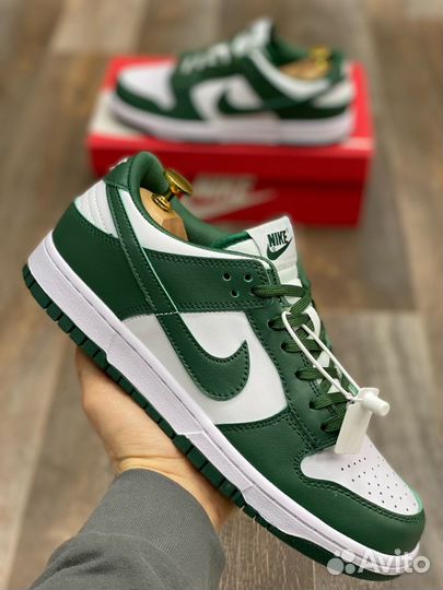 Кроссовки Nike Dunk Low