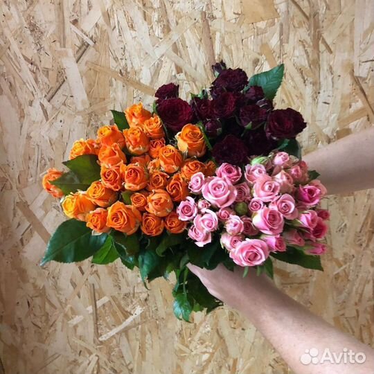 Розы в любых количествах упакуем