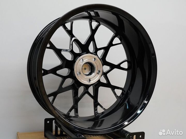 Кованые диски Zeekr R22 001/007/009/X