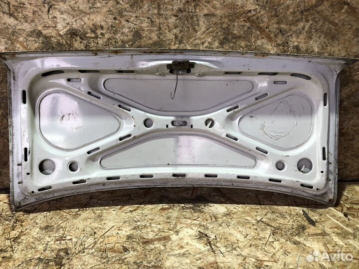 Крышка багажника audi 80 B2