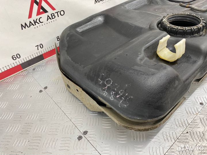 Б/У топливный бак (бензобак) Hyundai Accent LC