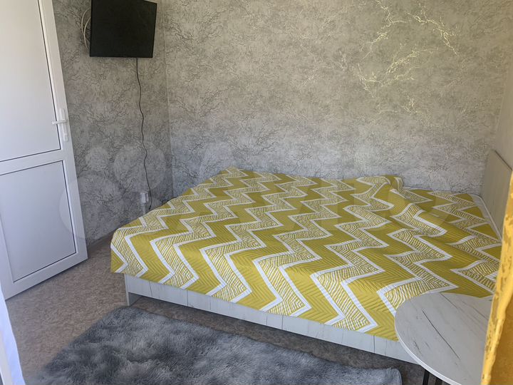 Комната 10 м² в 4-к., 1/2 эт.