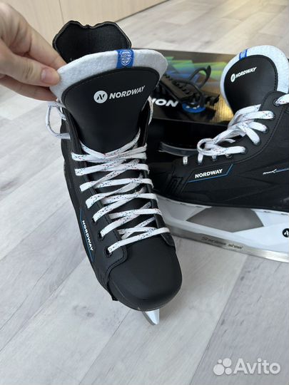 Коньки мужские хоккейные 41