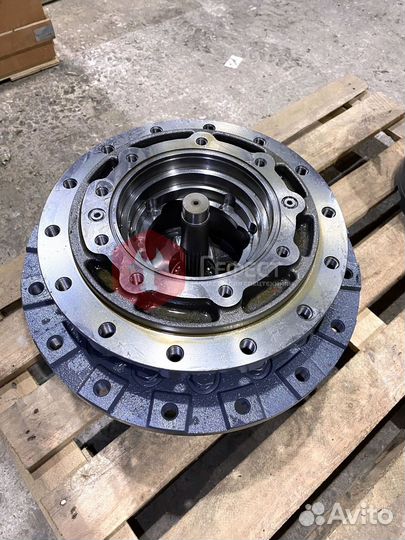 Редуктор хода Hitachi ZX130LCN-3F-AMS