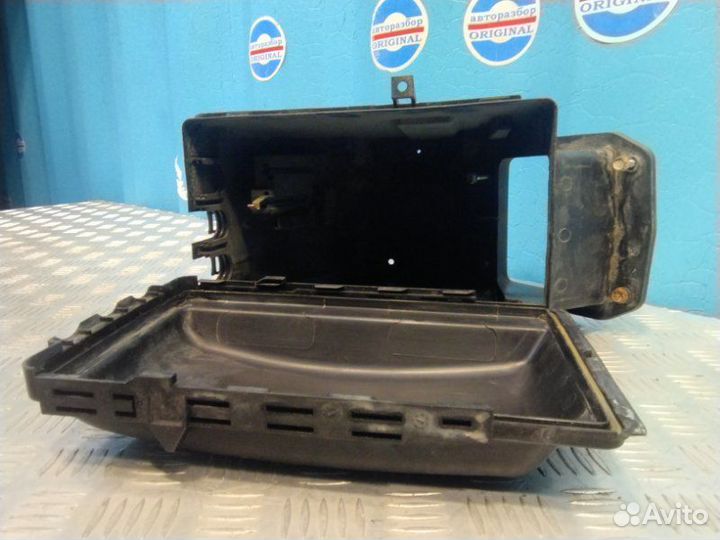 Корпус блока предохранителей Mercedes-Benz S-Class