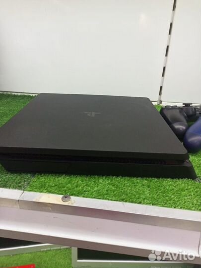 Игровая приставка PS4 Sony 500GB