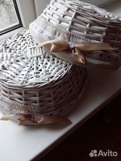 Корзина плетенная для подарков или фруктовв