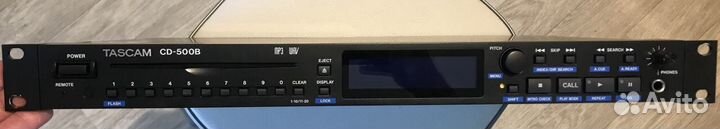 Проигрыватель Tascam CD500D