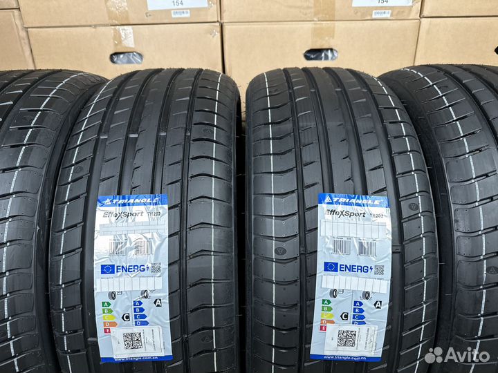 Triangle EffeXSport TH202 225/45 R19 96Y