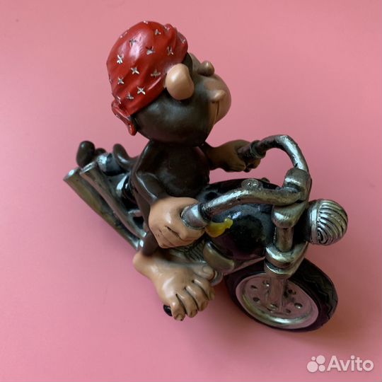Статуэтка Обезьяна на мото