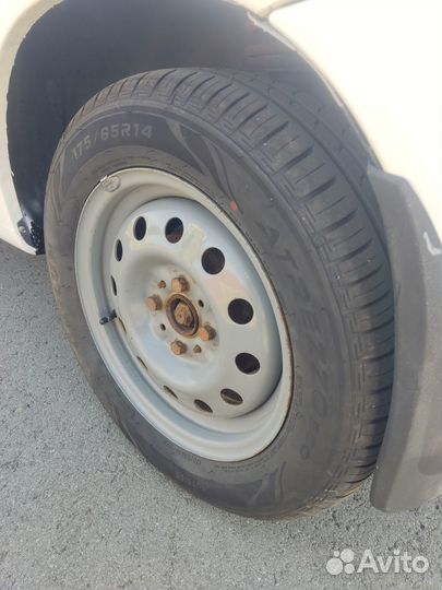 LADA Kalina 1.6 МТ, 2012, 170 000 км