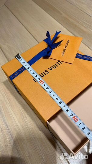 Коробка и пакет louis vuitton