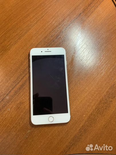iPhone 8 Plus, 64 ГБ