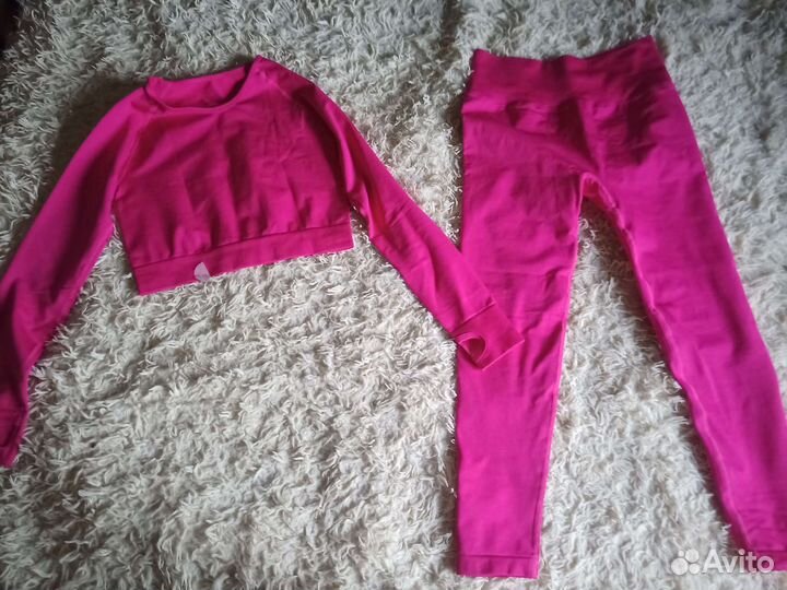 Костюм для фитнеса йоги двойка новый