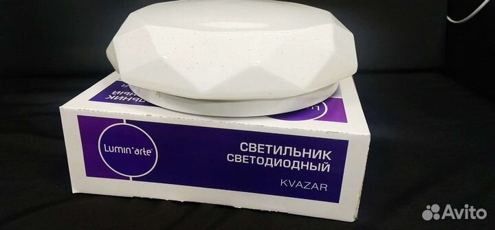 Светильник потолочный светодиодный