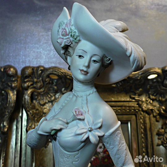 Capodimonte.Armani.Девушка с щенком.Италия.Флоренц