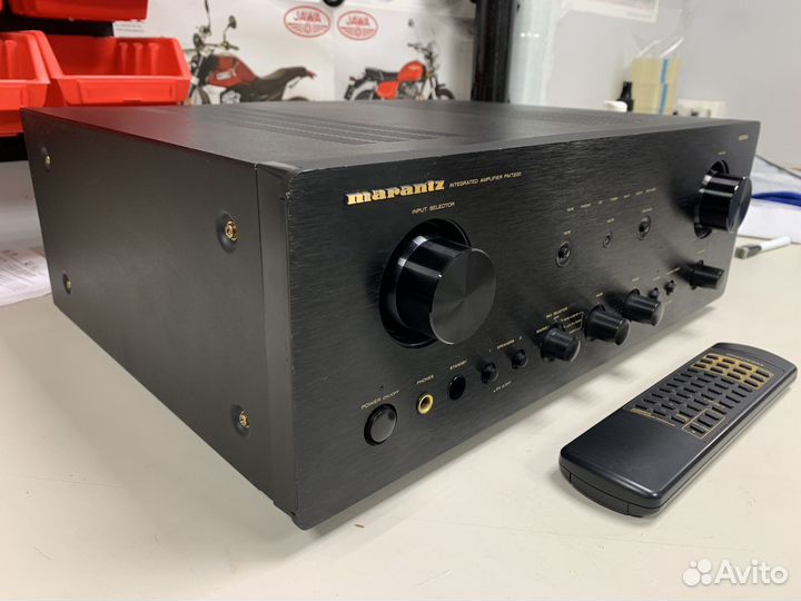 Усилитель Marantz PM 7200 + пульт