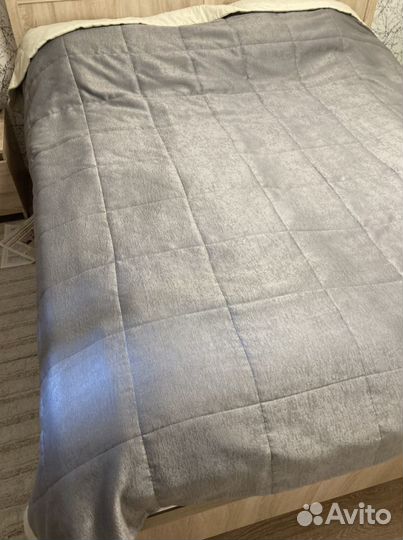 Покрывало на кровать размером 1800*2000, бу
