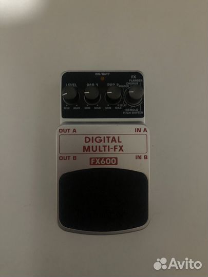 Гитарная педаль Behringer FX600