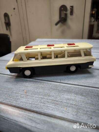Игрушка автобус СССР